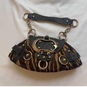 LOOKING FOR THIS BAG. DO NOT BUY THIS POST!
